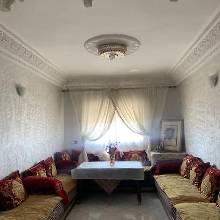 Adorable Apartamento A 8 Min Del Aeropuerto De Casablanca,Wifi Ultra Rapido Y Parking Gratis Derroua Exteriör bild