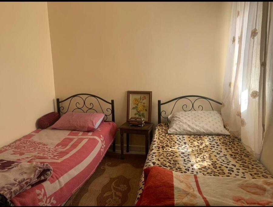 Adorable Apartamento A 8 Min Del Aeropuerto De Casablanca,Wifi Ultra Rapido Y Parking Gratis Derroua Exteriör bild